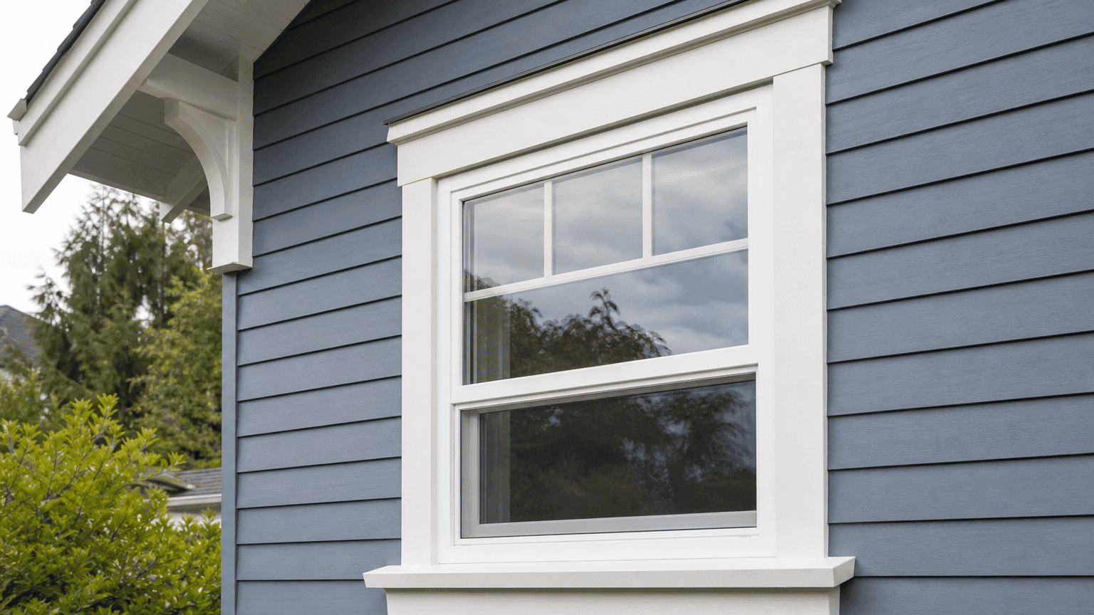 Exterior Window Trim Painting in Vancouver: Prep & Moisture